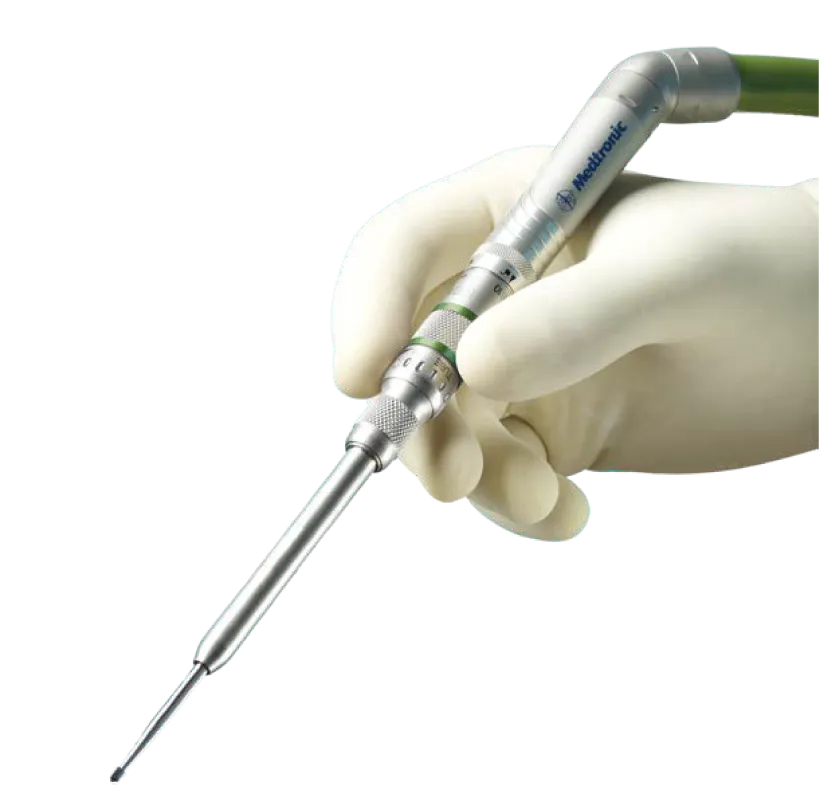 mano sosteniendo herramientas midas rex cmr7